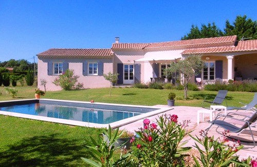 Vaison-la-Romaine House | Comfortable air-conditioned house with private swimming pool in a quiet location