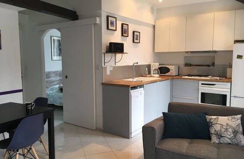 Cassis Apartment | Comfortable apartment in the village
