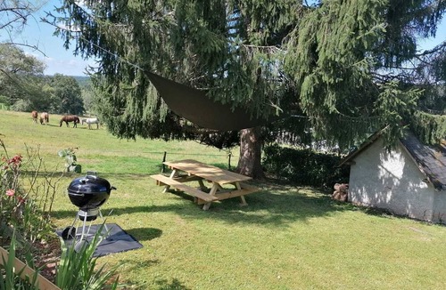 Donzenac House | Comfortable country house (linen/internet/air conditioning) 5 minutes from the A20 motorway