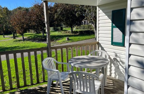 Prailles House | Comfortable Mobile Home - Private Terrace for 5 Guests