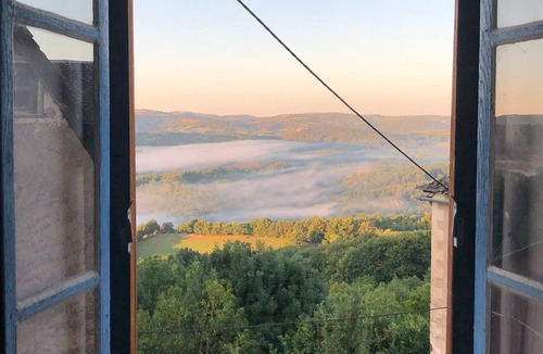 Saint-Laurent-d'Olt Cottage | Comfortable cottage with magnificent views of the Causses
