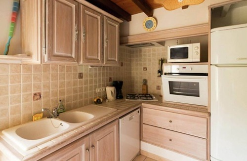 Oppede Cottage | Comfortable gîte in Oppede, France