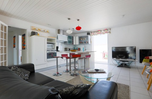 La Flotte Ski Chalet | Comfortable house for 10 close to the village