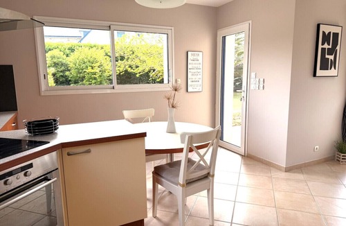 Plouguerneau Villa | COMFORTABLE VILLA 5 MINUTES WALK FROM GRÈVE BLANCHE BEACH