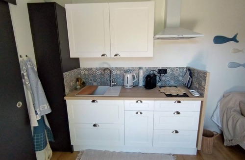 Dompierre-sur-Mer Apartment | Comfortable wood-frame studio for 2 people 15 mins from La Rochelle