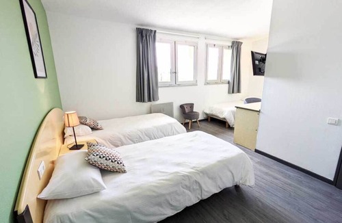 Sainte-Tulle Hotel | Complexe Hôtelier Regain