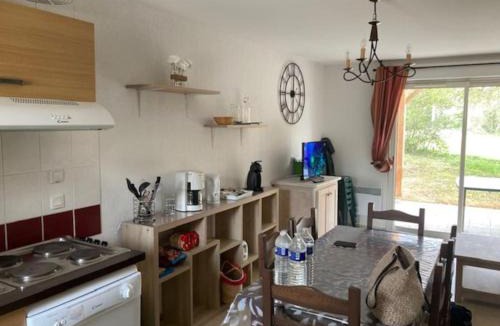 Cajarc House | CONFORTABLE MAISON DANS VILLAGE VACANCES AVEC PISCINE A CAJARC