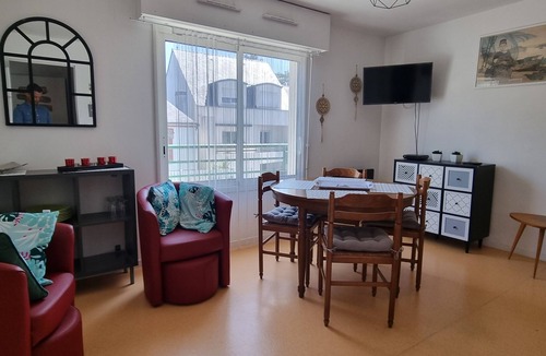 Concarneau Apartment | Confortable Studio Avec Balcon en Plein Centre de Concarneau - Parking Privé