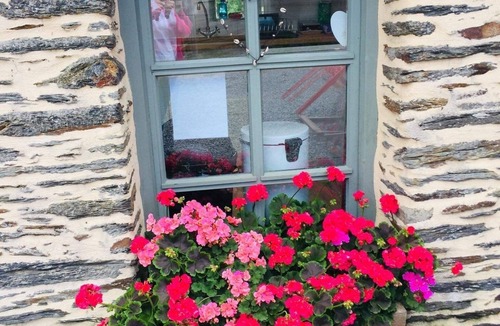 Saint-Martin-des-Pres Cottage | Connect with nature in this beautiful cottage with private, heated swimming pool