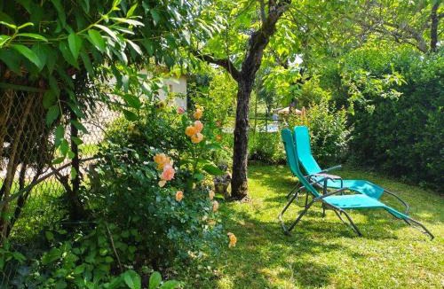 Saint-Julien-de-Lampon Apartment | Coquelicots Dordogne