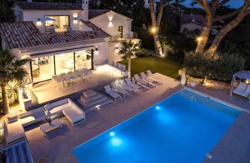 Cannes La Bocca Apartment | Corgona Villa