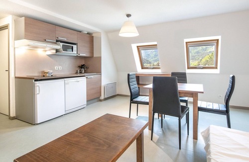 Gresse-en-Vercors Apartment | Cosy 1-bedroom alpine retreat