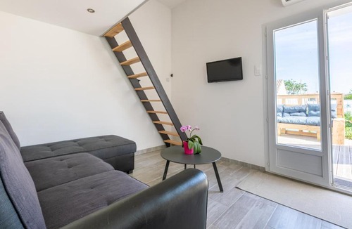 Saint-Xandre Apartment | Cosy Corner