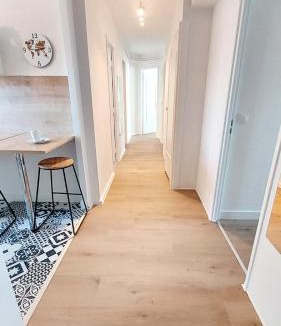Dufau-Tourasse Apartment | Cosy Jasmin - T4 - Centre - Balcon traversant