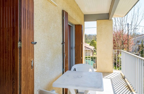 Barbotan-les-Thermes Apartment | Cosy Studio with Balcony, Air Conditioning & Pool Table – Cazaubon