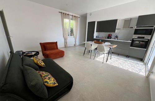 Sanary-sur-Mer Apartment | CosyFlat Sanary-sur-Mer