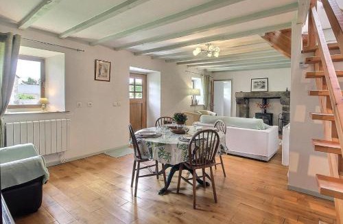 Kerien House | Cottage - Sleeps 4 with Log Burner & Pet Friendly