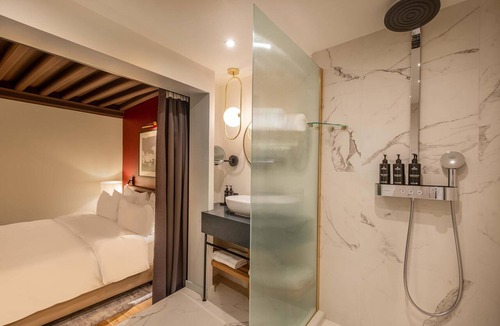 Old Lyon Hotel | Cour des Loges Lyon, A Radisson Collection Hotel