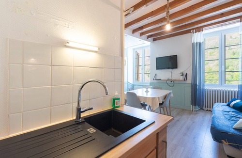 Eaux-Bonnes Apartment | Cozy apartment with parking – Eaux-Bonnes, near Gourette & Pyrenees hiking trails