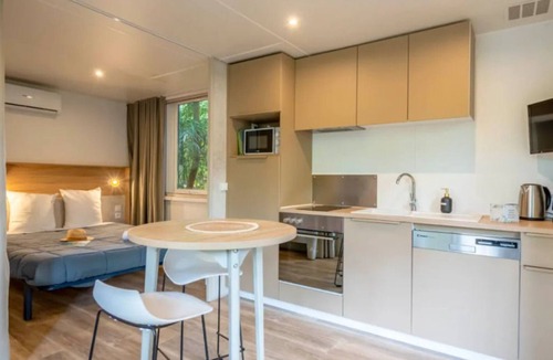 Rivedoux-Plage House | Cozy mobile home with terrace for 2 people