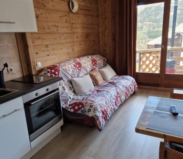 Gresse-en-Vercors Apartment | D42 Dolomites- Résidence avec piscine