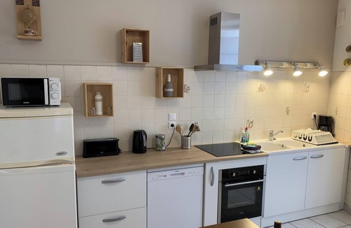 Aubeterre-sur-Dronne House | Delightful 2-bedroom townhome in Aubeterre-sur-Dronne ECHOPPE