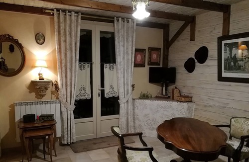 Pont-Melvez House | Demeure de la Vendémière