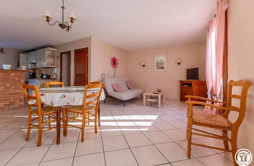 Saint-Julien-Puy-Laveze House | des Hirondelles - Saint-julien-puy-laveze