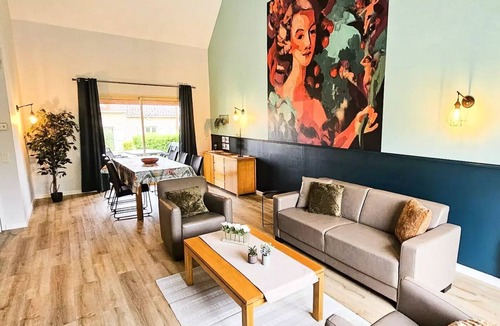 Lanzac Villa | Detached villa, 2 bathrooms, sleeps 6