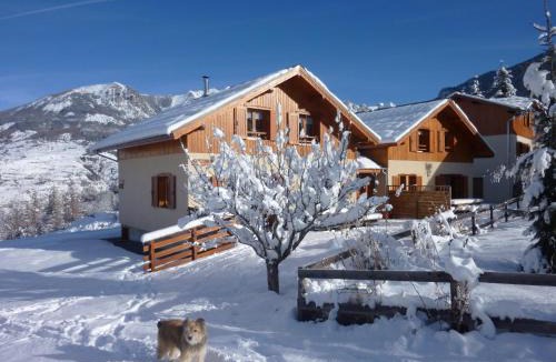Les Orres Ski Chalet | Deux grands chalets communicants