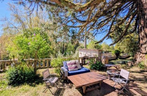 Bourdeilles Bed & Breakfast | Domaine de la Dordrona