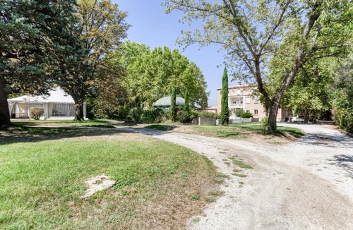 Gignac-la-Nerthe Hotel | DOMAINE DE LA NERTHE- HOTEL PROVENCE MEDITERRANEE