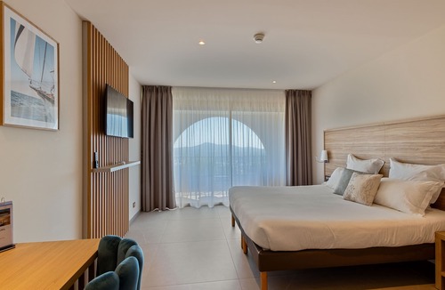 La Valette-du-Var Hotel | Domaine des Gueules Cassées