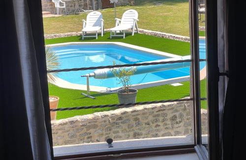 Saint-Dizier-Leyrenne Apartment | Domaine Pâquerettes et Pïssenlits