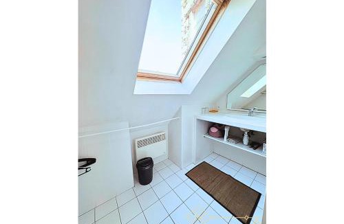 Beost Apartment | Dormez dans l'enceinte du Château de Béost, 8 pers