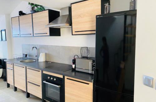Vitrolles Apartment | Douceur du sud
