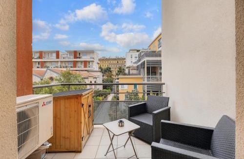 La Joliette Apartment | Duplex avec balcon & parking au cœur de Marseille