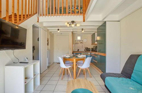Barbotan-les-Thermes Apartment | Duplex avec piscine commune, jardin privé et WiFi - FR-1-841-32