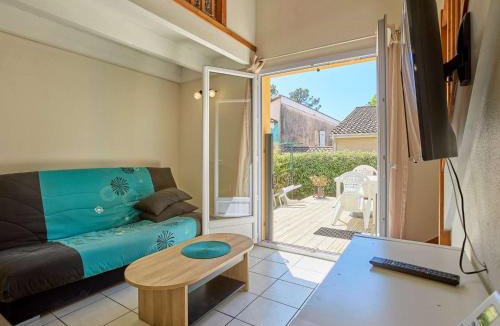 Barbotan-les-Thermes Apartment | Duplex avec piscine commune, jardin privé et WiFi - FR-1-841-32
