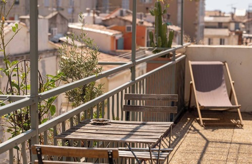 Noailles Apartment | Duplex Avec Terrasse et vue sur les Toits