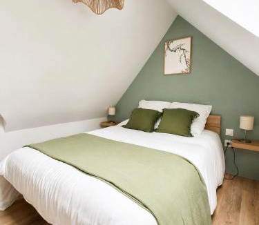 Vitre Apartment | Duplex cosy - Centre historique - Fibre WiFi