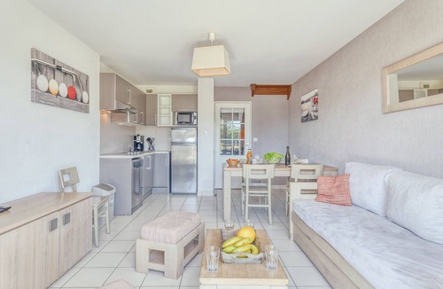 Sables-d'Or-les-Pins Apartment | Eagle - Duplex proche plage et golf - piscine et sauna