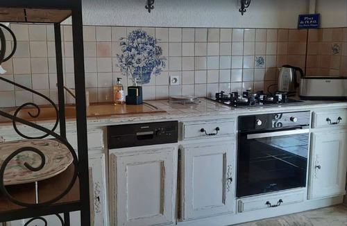 Rochegude Villa | Echappée en Provence Villa with 2 apartments around a swimming pool.