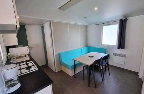 Saint-Molf House | ELEGANCE Collection - Modern mobile home with 3 bedrooms and 2 bathrooms, sleeps 6