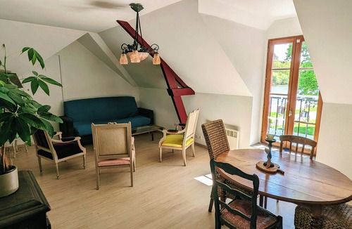 Saint-Vincent-sur-Oust Apartment | Emplacement Exceptionnel : au Cœur de L'ile aux Pies - Vue Rivière - Tout Inclus
