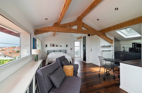 Biarritz House | ENEA - Bright villa with heated pool