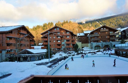 Les Carroz-d'Araches Apartment | Entire accommodation: apartment in residence with swimming pool