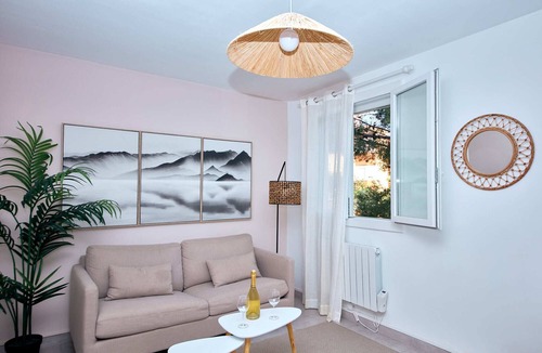 Chanot - Stade Velodrome Apartment | Entire accommodation 15 minutes from the beaches