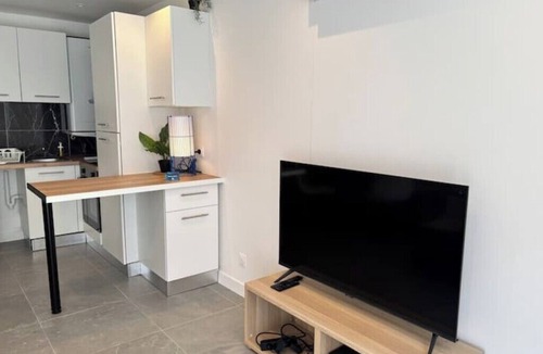 La Capelette Apartment | Entire apartment - Marseille, France