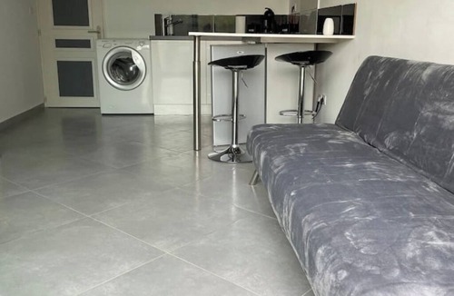 Junas Apartment | Entire apartment with private terrace